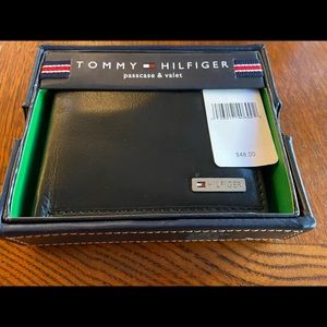 Tommy Hilfiger Men’s Wallet